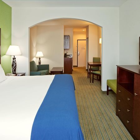 Holiday Inn Express & Suites Graham By Ihg Esterno foto