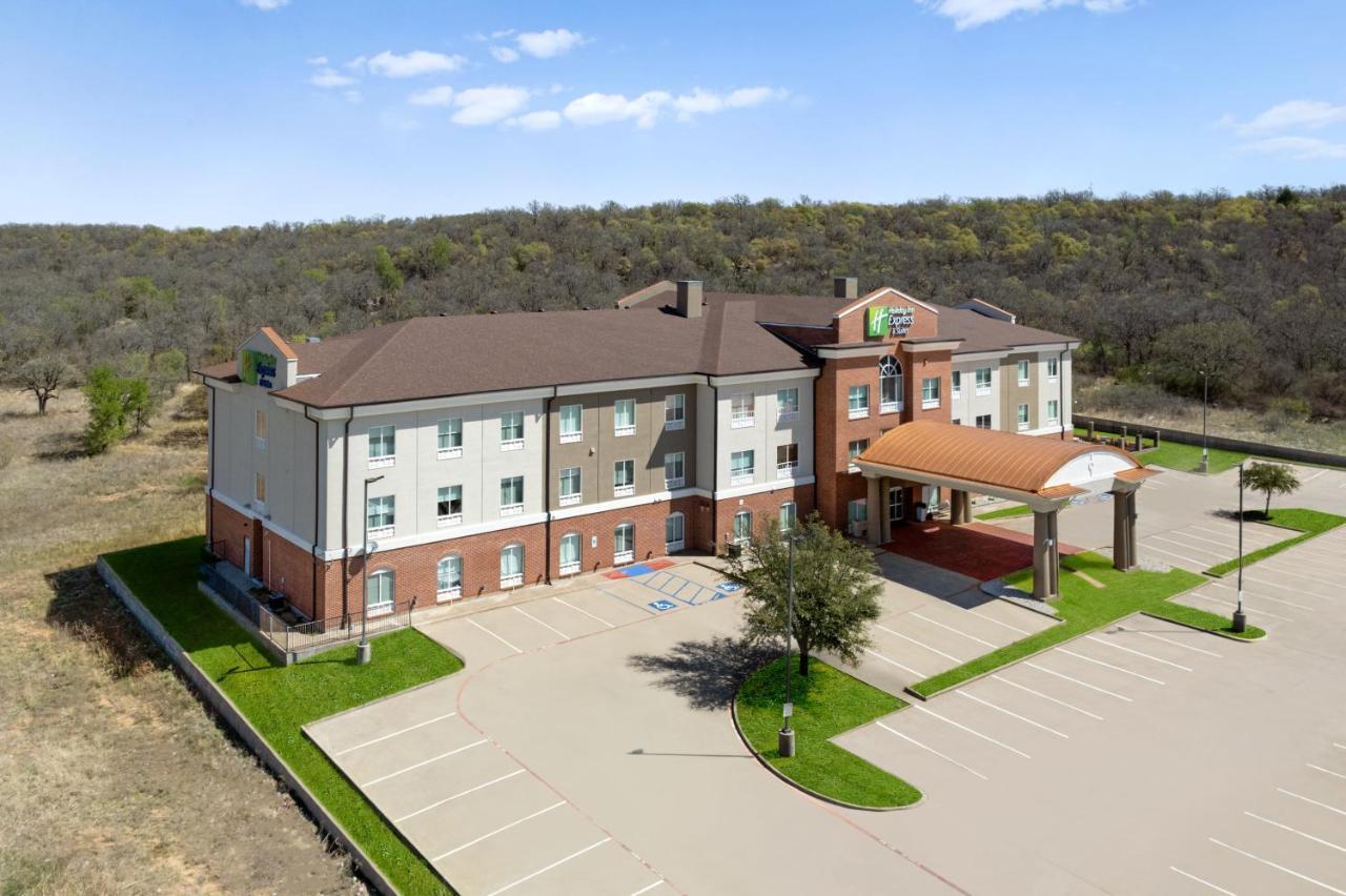 Holiday Inn Express & Suites Graham By Ihg Esterno foto