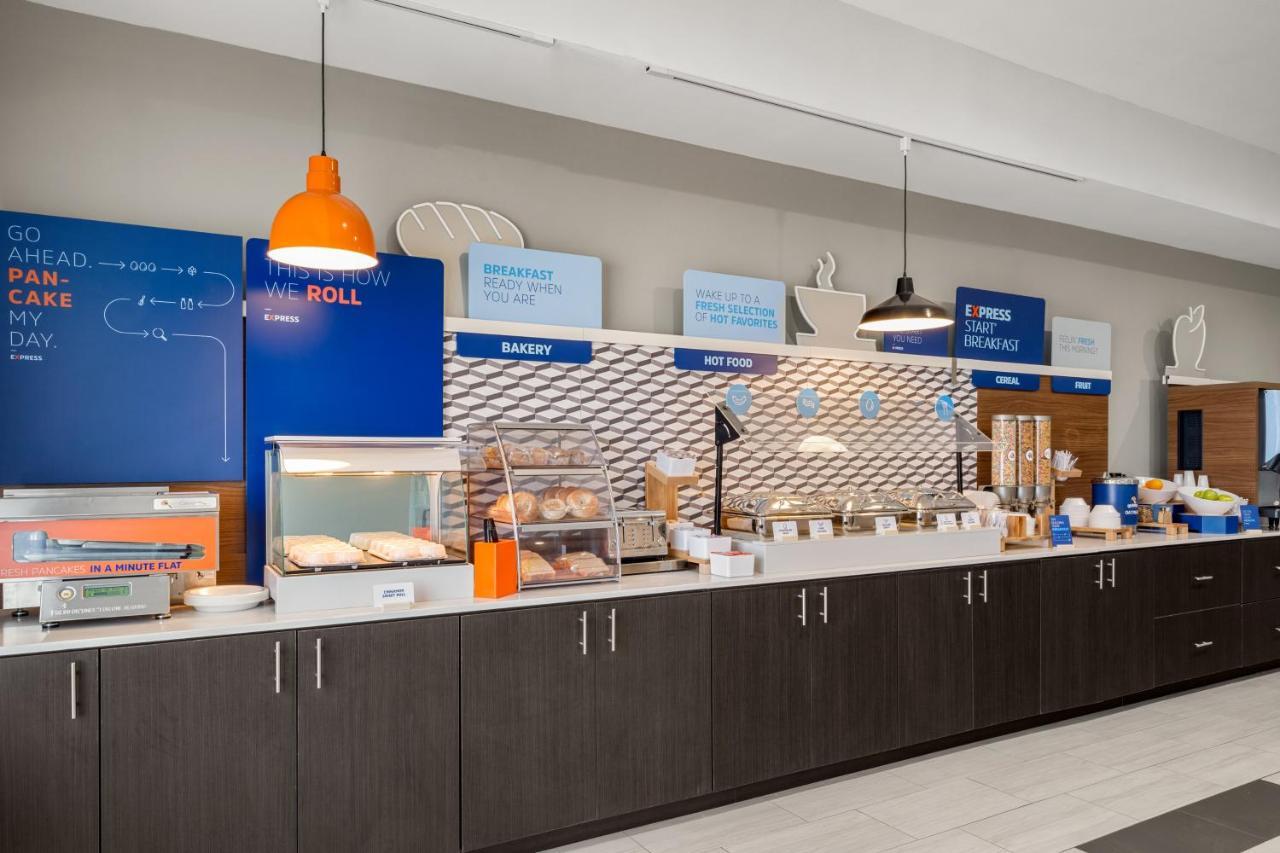 Holiday Inn Express & Suites Graham By Ihg Esterno foto