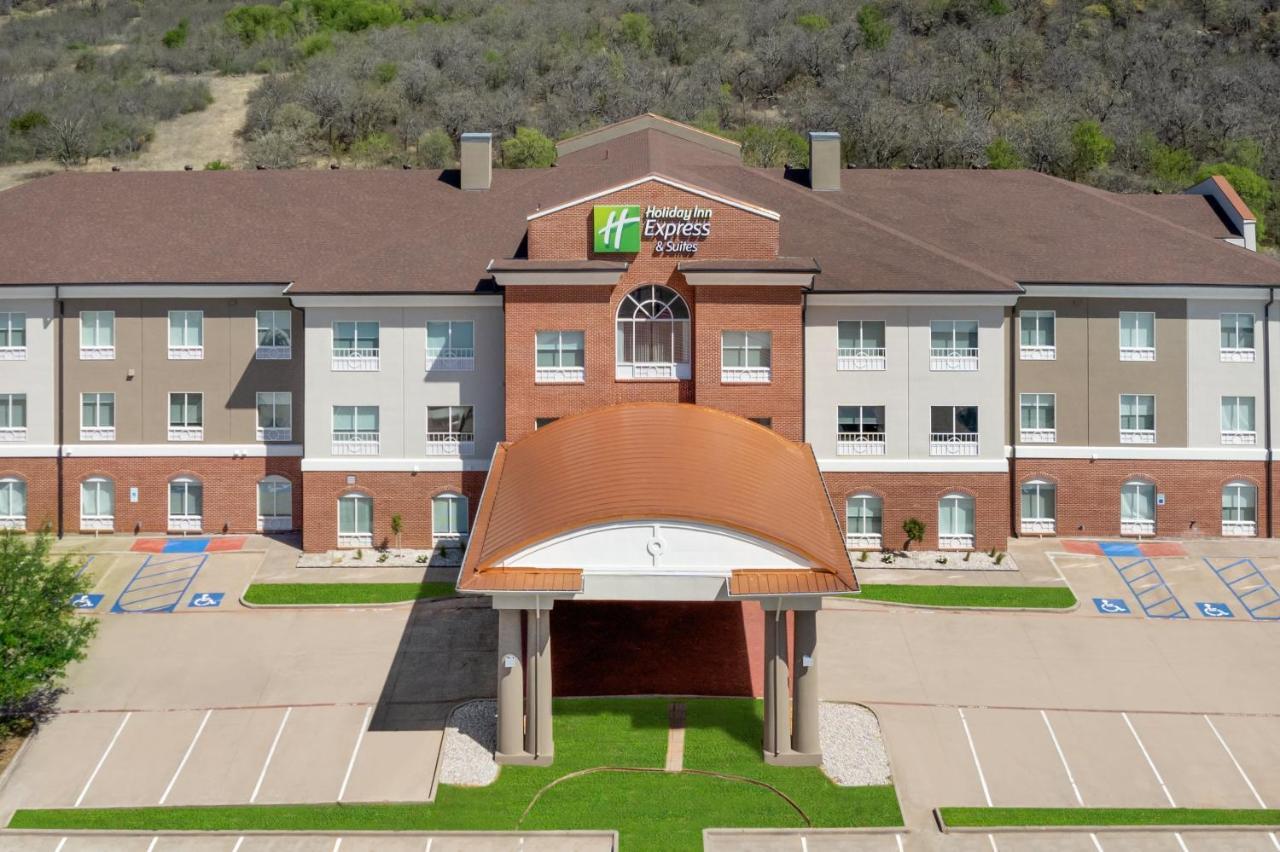 Holiday Inn Express & Suites Graham By Ihg Esterno foto