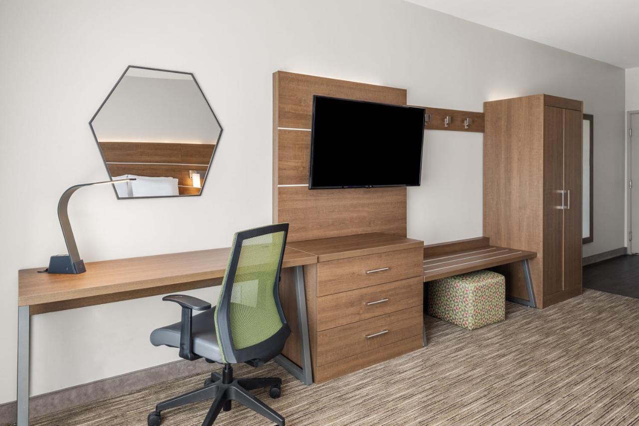 Holiday Inn Express & Suites Graham By Ihg Esterno foto