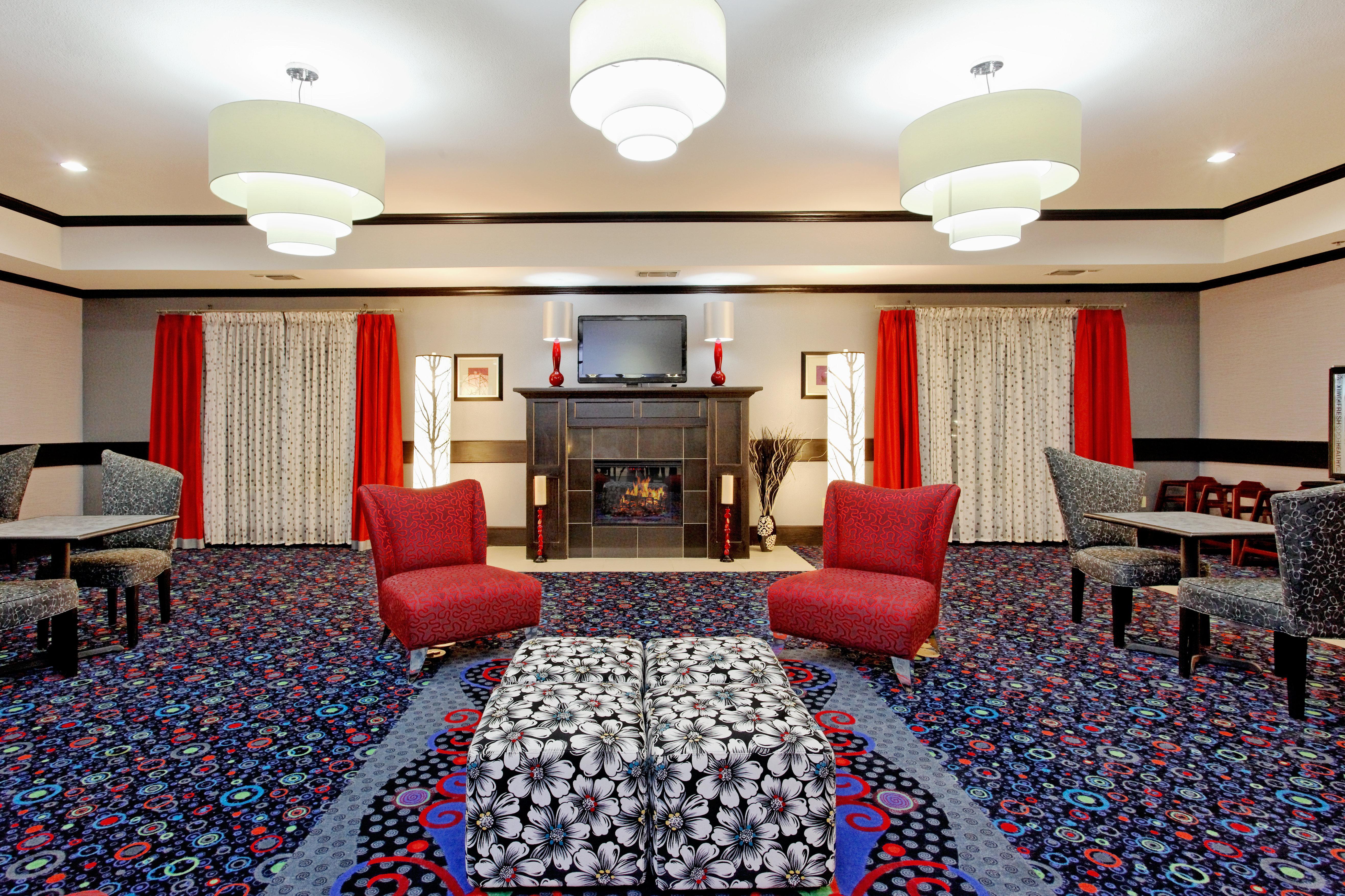 Holiday Inn Express & Suites Graham By Ihg Esterno foto