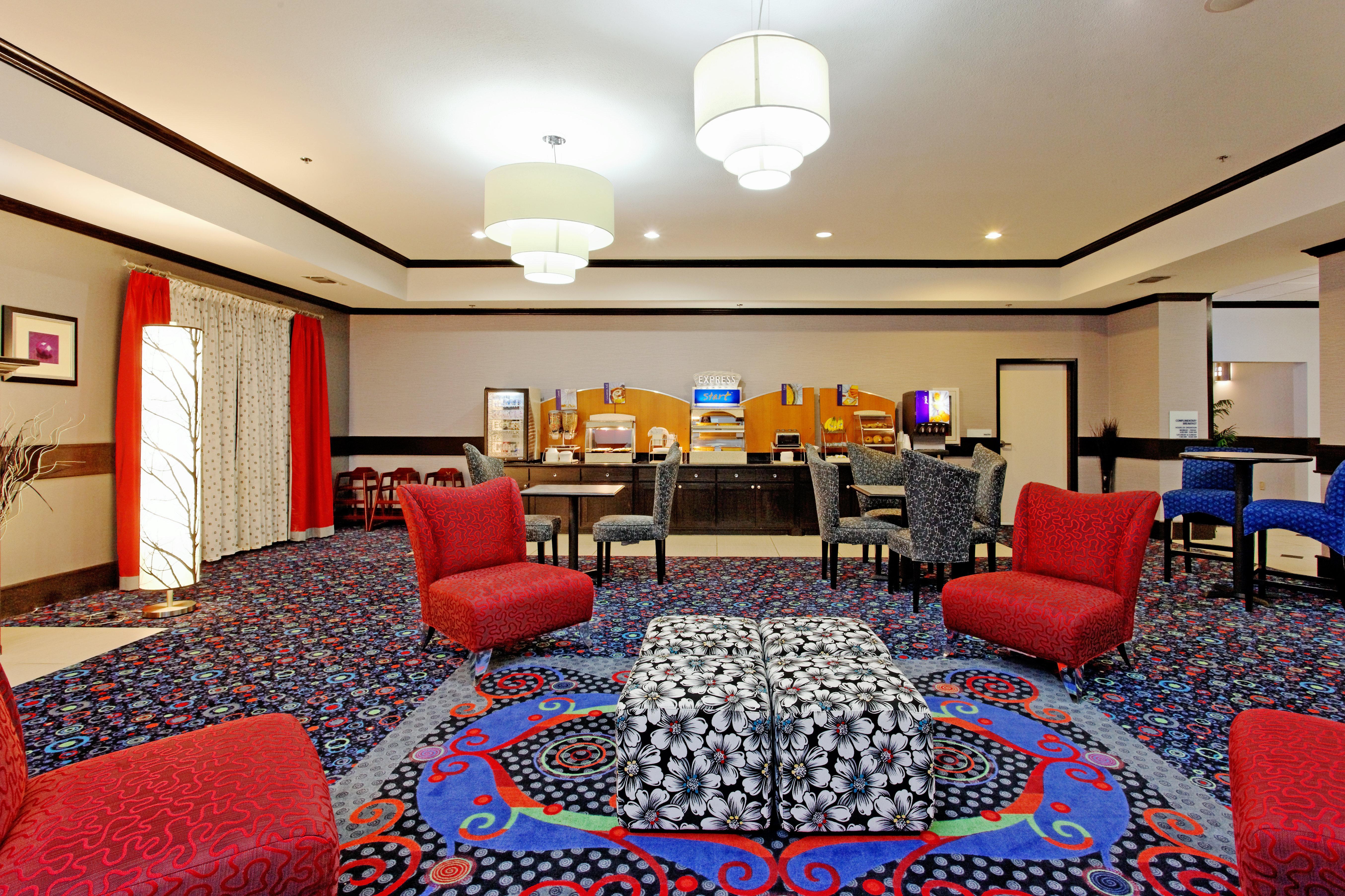 Holiday Inn Express & Suites Graham By Ihg Esterno foto