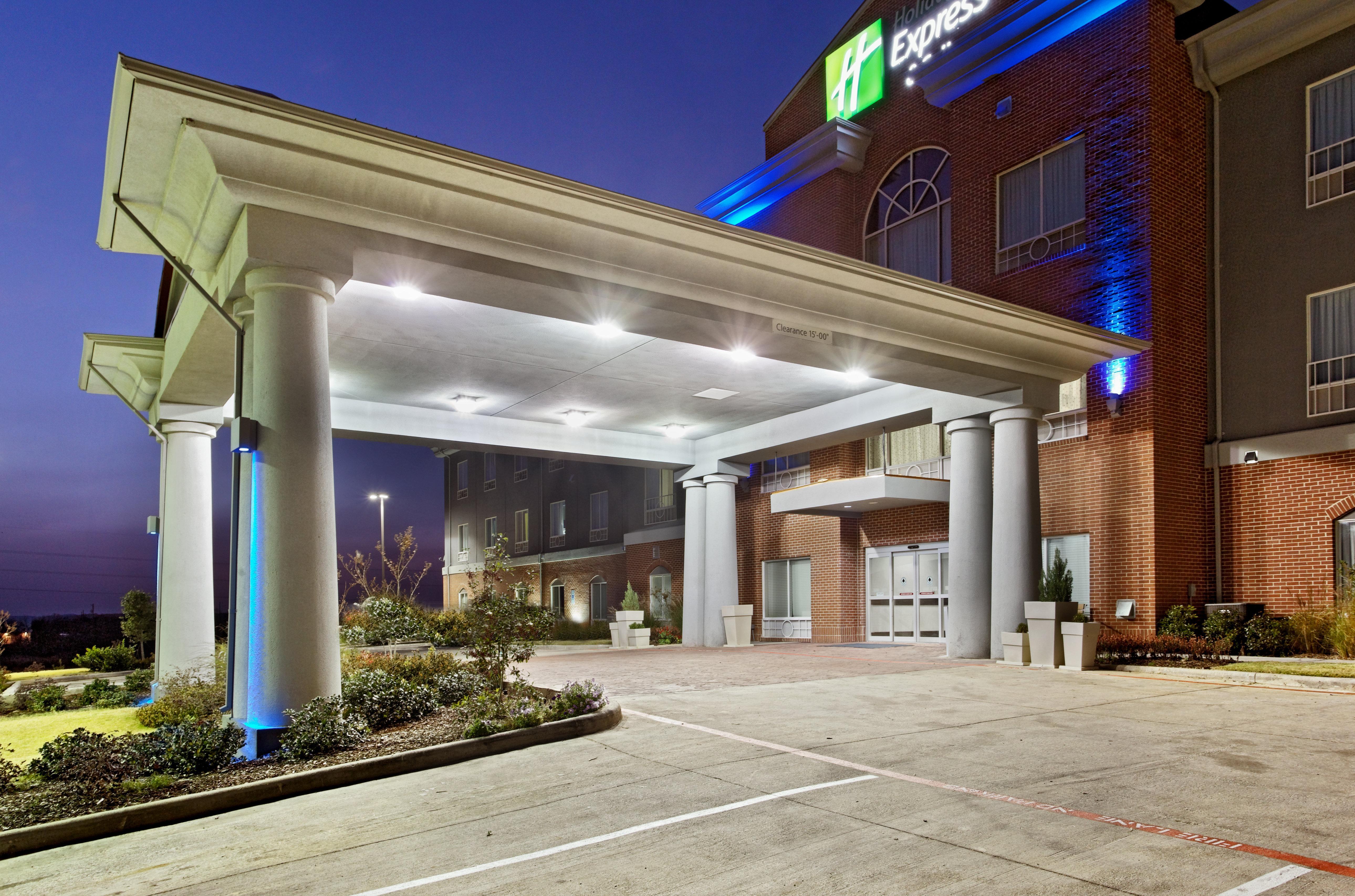 Holiday Inn Express & Suites Graham By Ihg Esterno foto